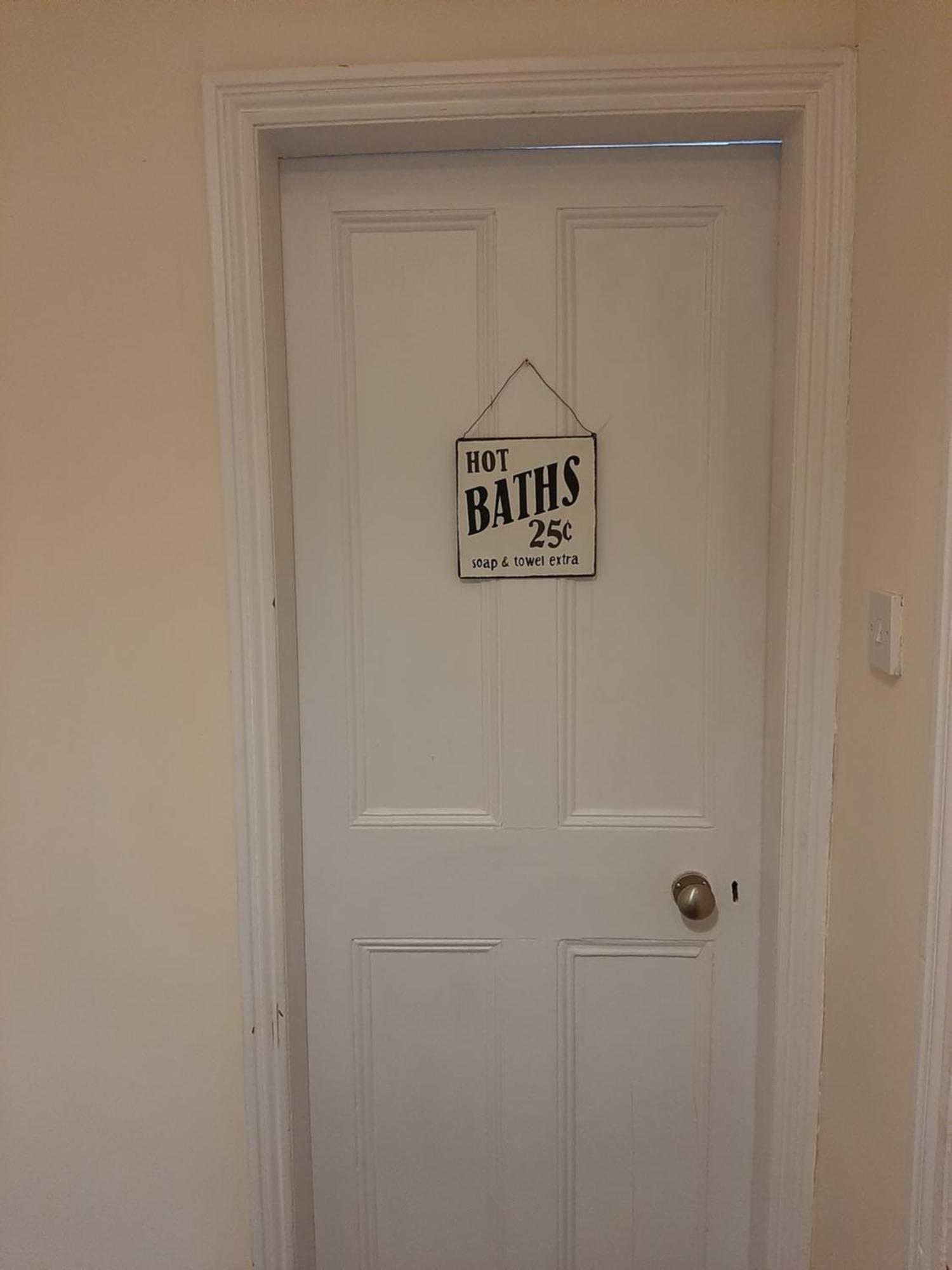 Salisbury Guest House - Free Parking 요크 외부 사진